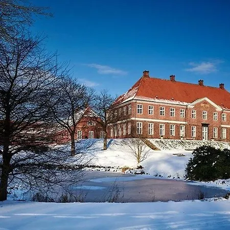 Отель Hindsgavl Slot