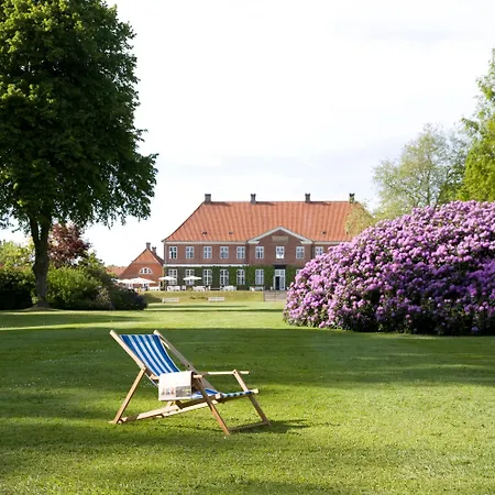 Hindsgavl Slot Hotel 4*