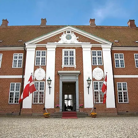Hindsgavl Slot 4* Миддельфарт