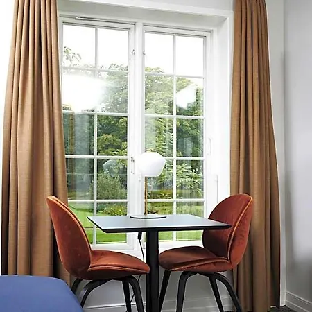 Hindsgavl Slot Hotel 4*