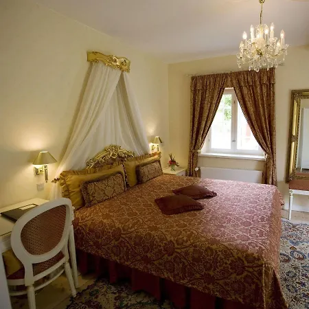 Hindsgavl Slot 4* Middelfart