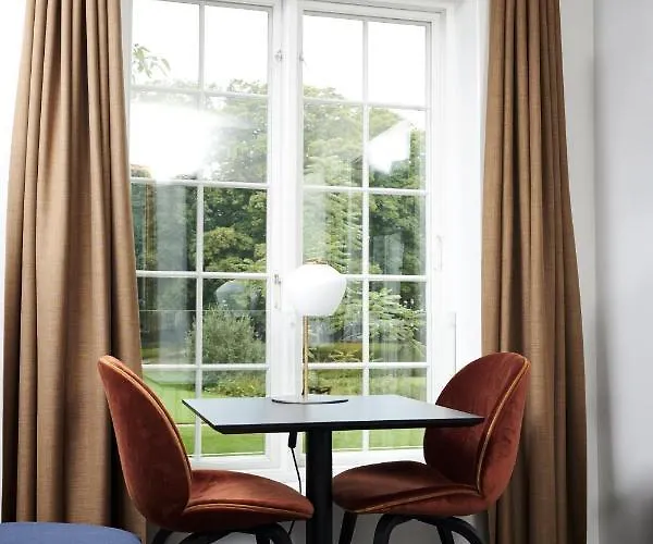 Hotel Hindsgavl Slot 4*